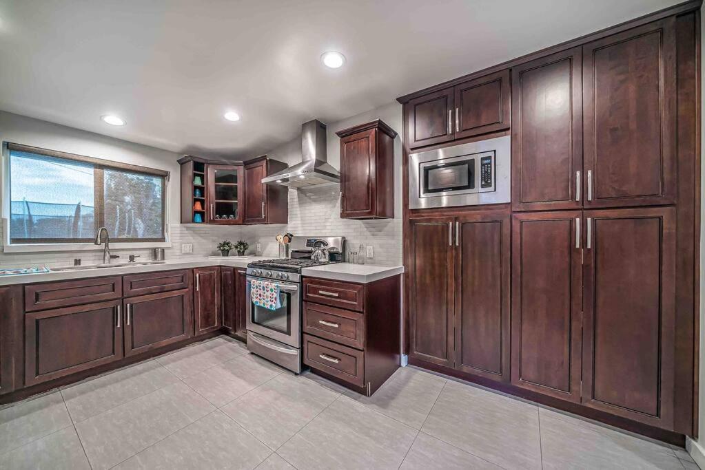 Casa vacanze Luxury House Pool & 10 Mins From Hollywood & Universal Los Angeles